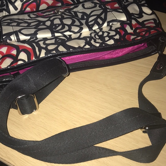 Coach F16864 Poppy Daisy Floral Crossbody Purse - Picture 4 of 13